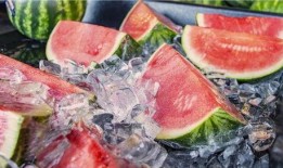 娱乐场所日常吃瓜,揭秘日常吃瓜背后的故事与真相